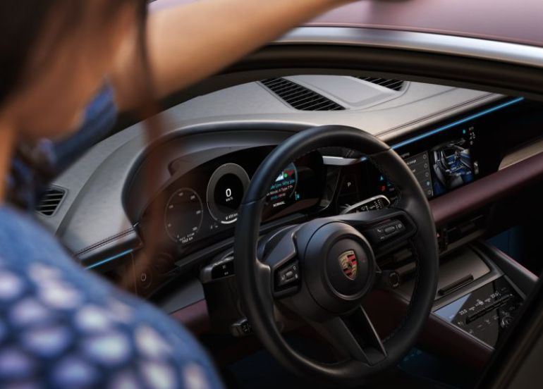 Porsche dikabarkan siapkan simulasi perpindahan gigi di mobil listrik