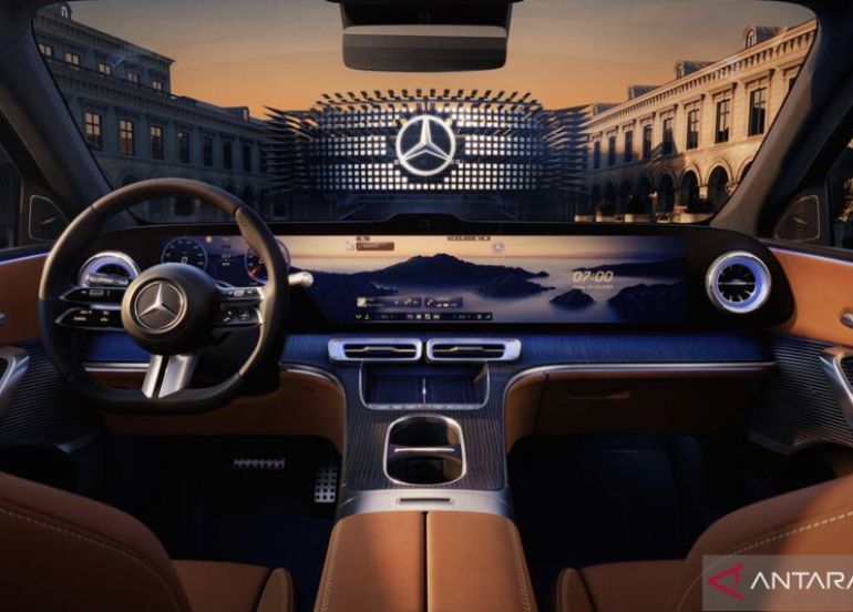 Interior Mercedes C-Class EV dilengkapi MBUX Hyperscreen 39,1 inci