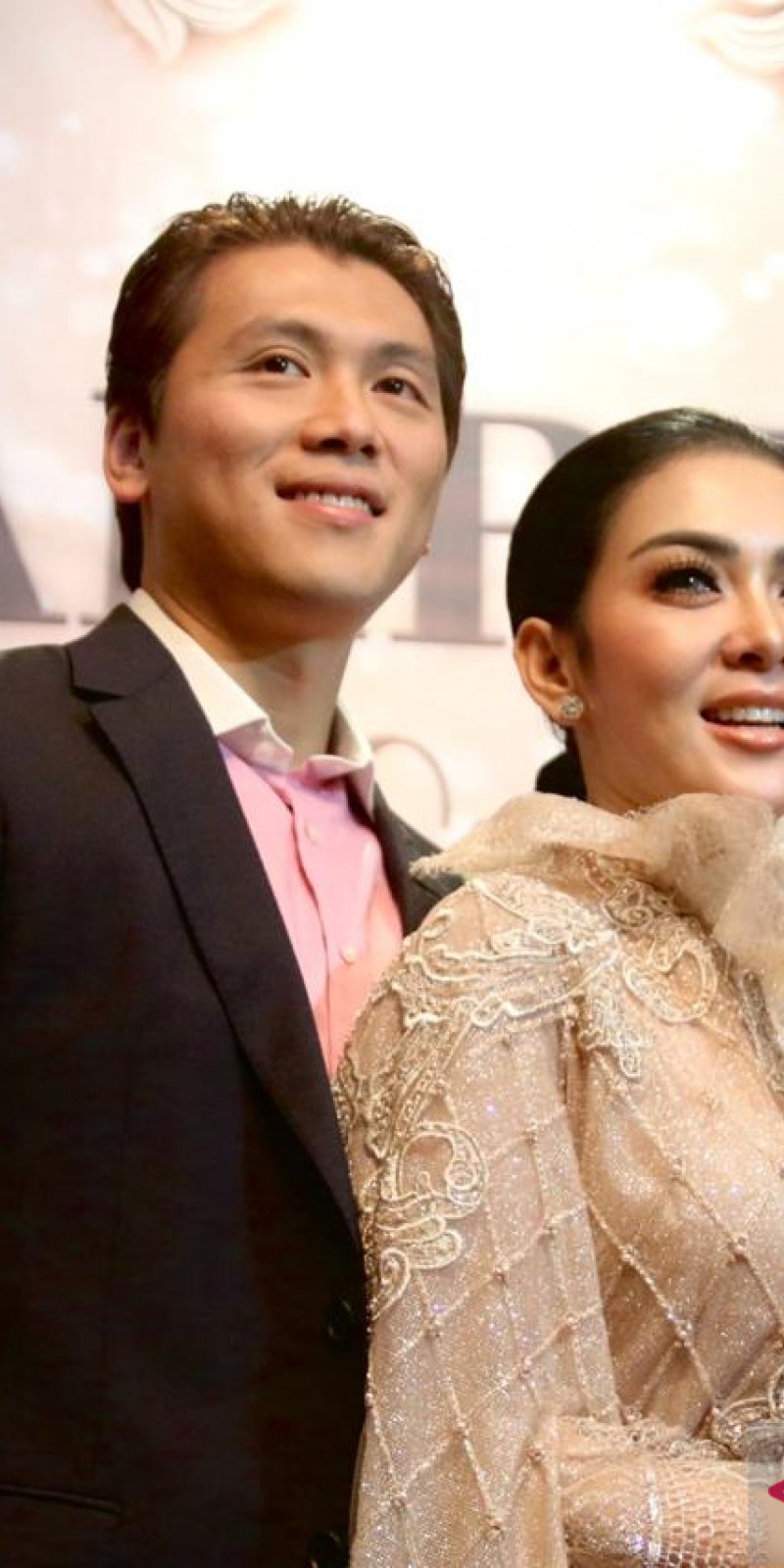 Mening katta xotini porno Belarus porno aktrisalar