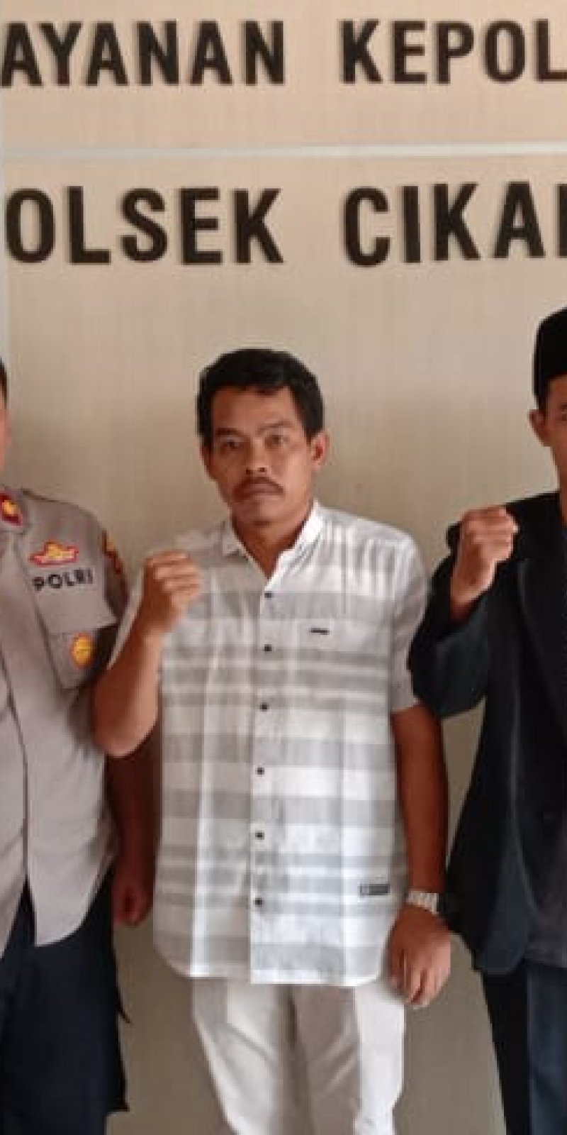 Porno qattiq sikiklari qoshni uchun orgazm