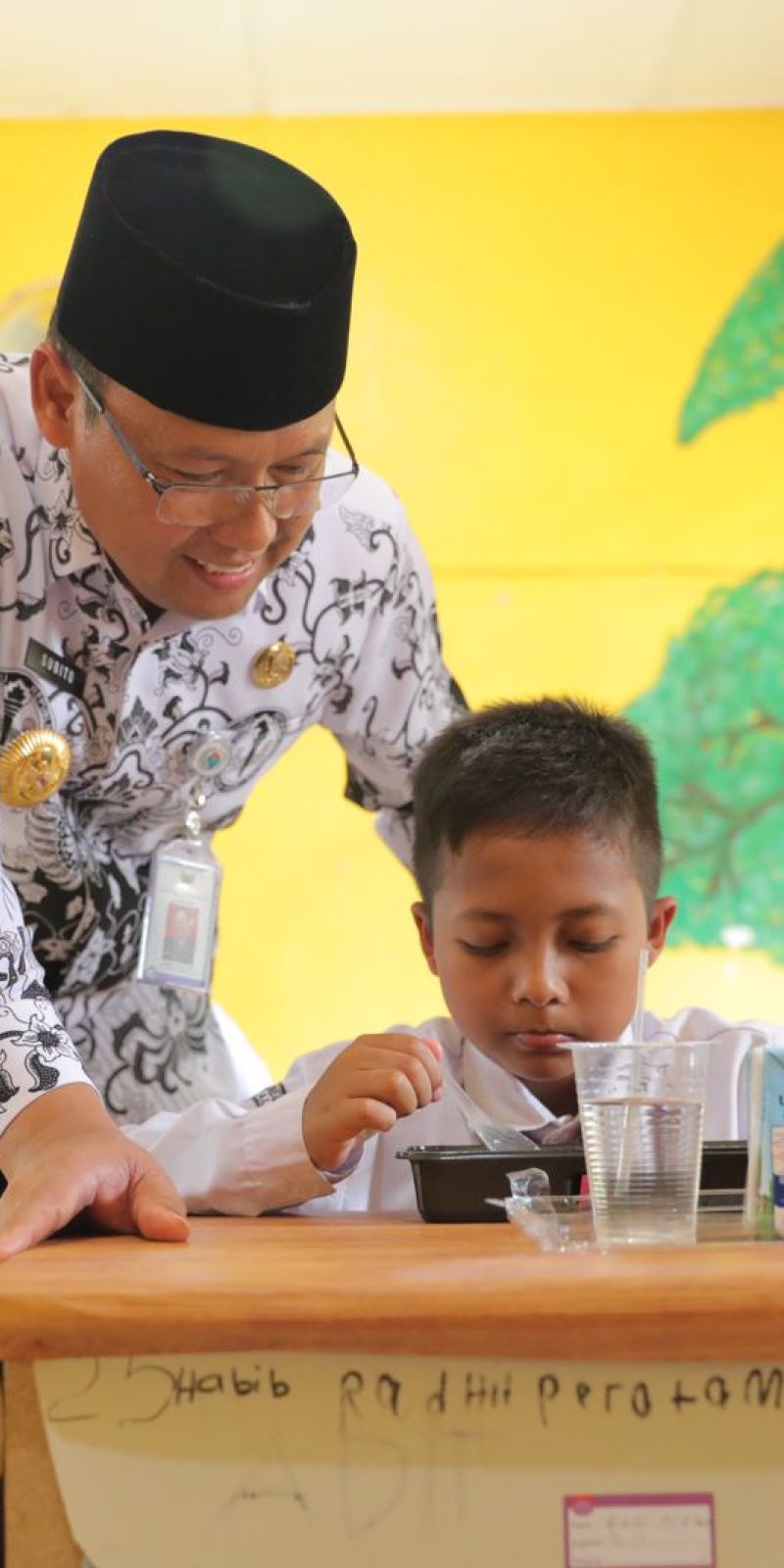 Pemprov Babel uji coba makan bergizi gratis di SDN 12 Penyamun