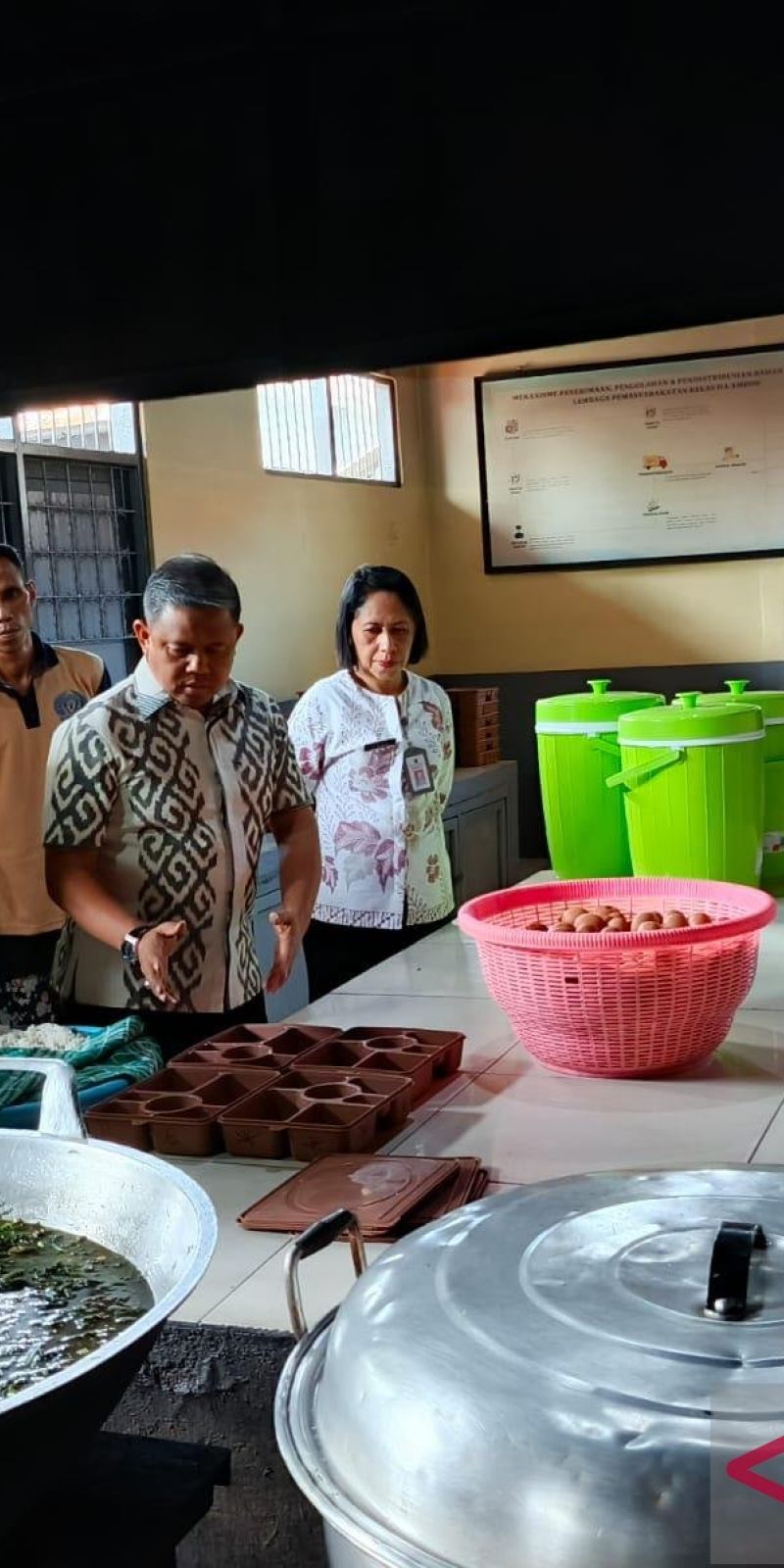 Ditjenpas tinjau kualitas pelayanan kesehatan dan makanan Lapas Ambon