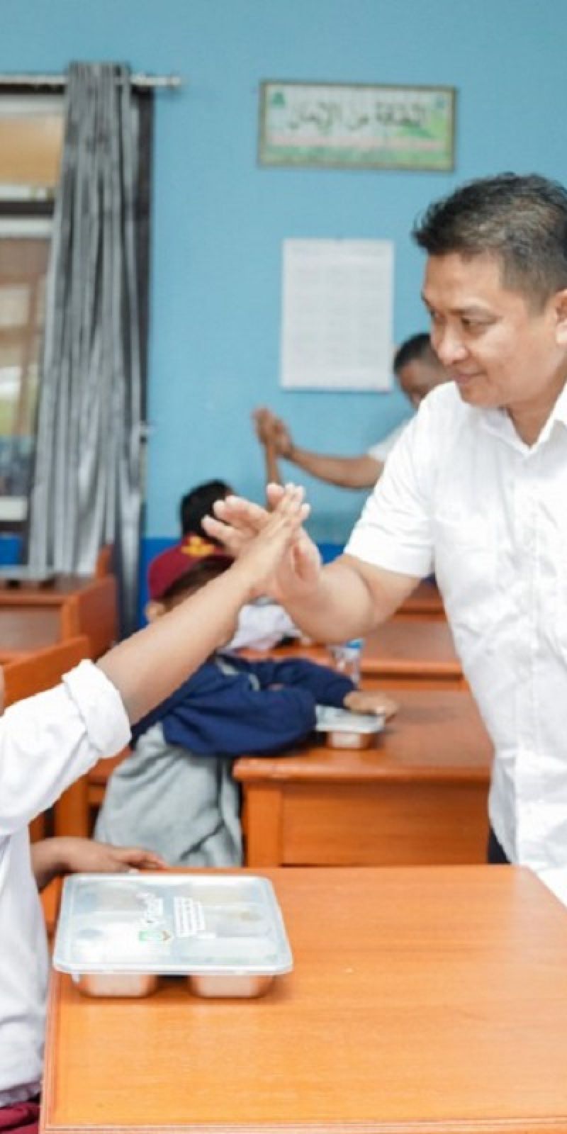 Dirut PT Timah - Wabup Belitung Timur tinjau Program Makan Bergizi Gratis