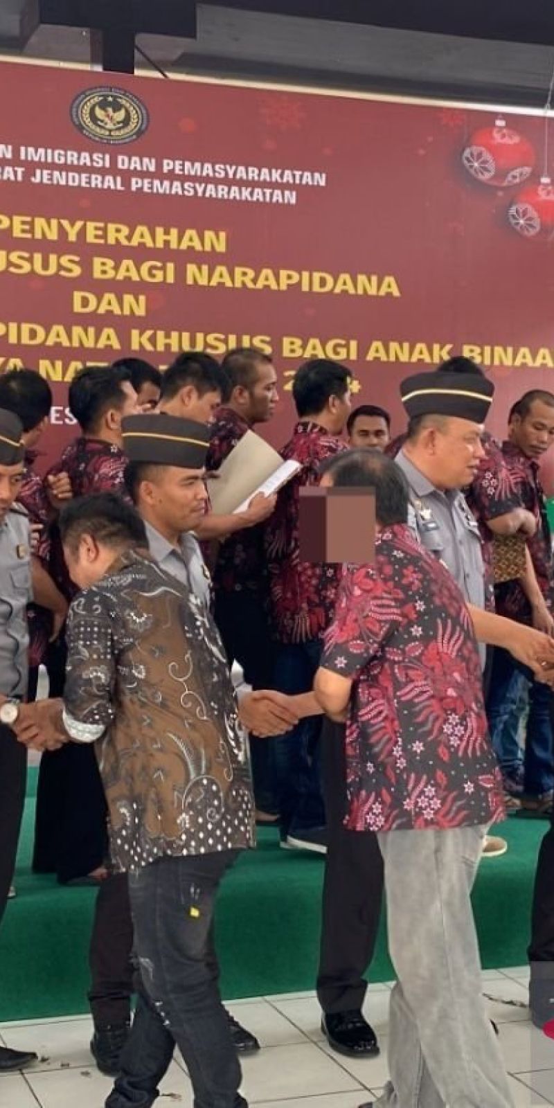 37 WBP Lapas Narkotika Samarinda terima remisi Natal 2024