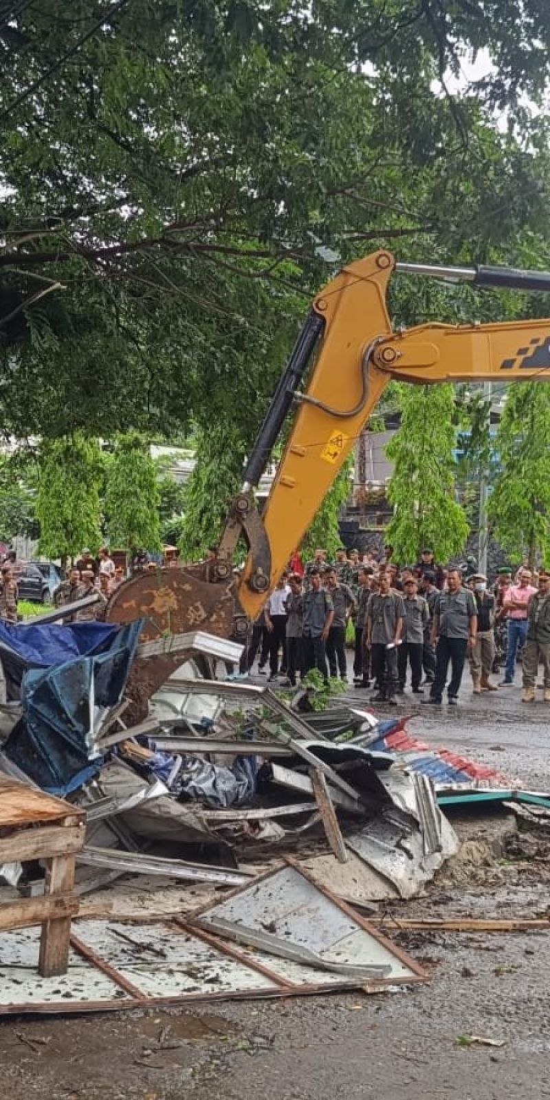 PN Cibadak eksekusi pengosongan lahan dan permukiman seluas 1,2 hektre di Palabuhanratu