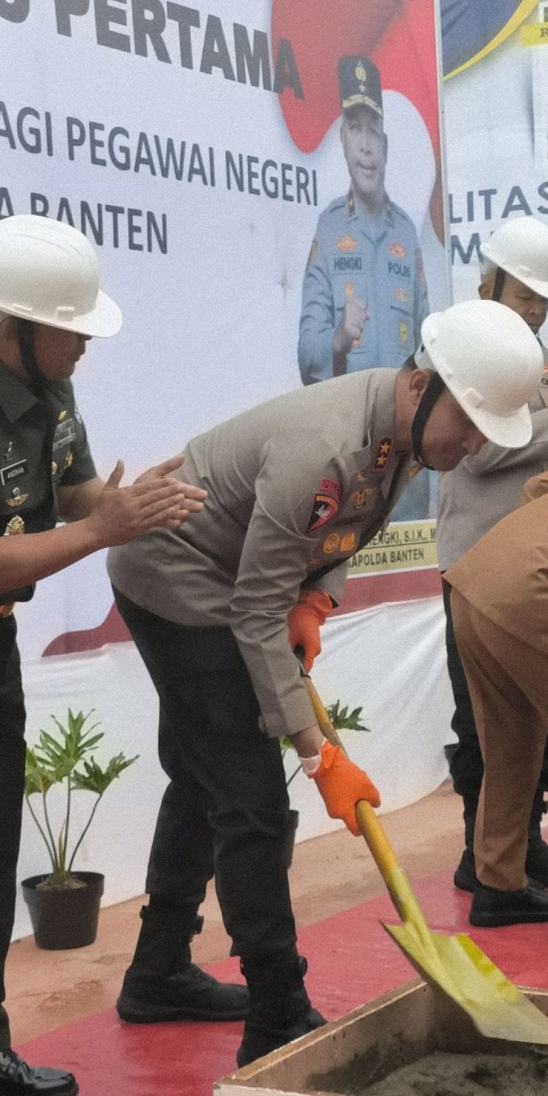 Polda Banten mulai peletakan batu pertama perumahan anggota dan ASN Polri