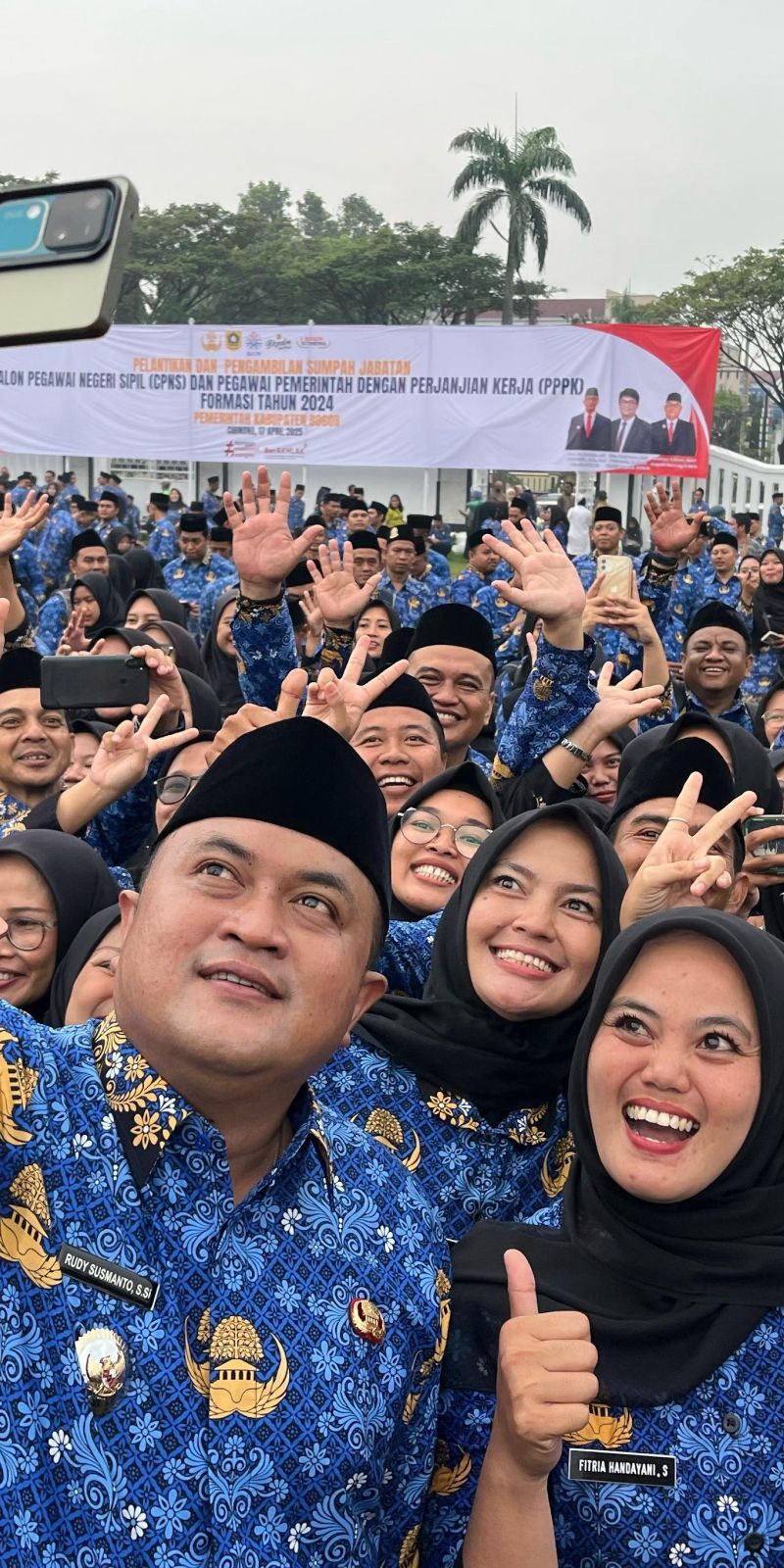 Bupati Bogor lantik 3.696 ASN baru, dorong reformasi dan pelayanan publik prima