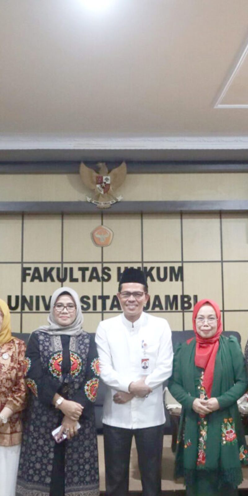 Fakultas Hukum Universitas Jambi gelar pisah sambut dekan
