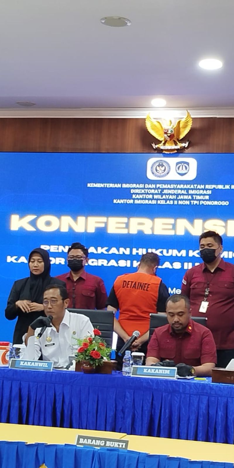 Imigrasi Ponorogo deportasi WNA Irak yang langgar izin tinggal