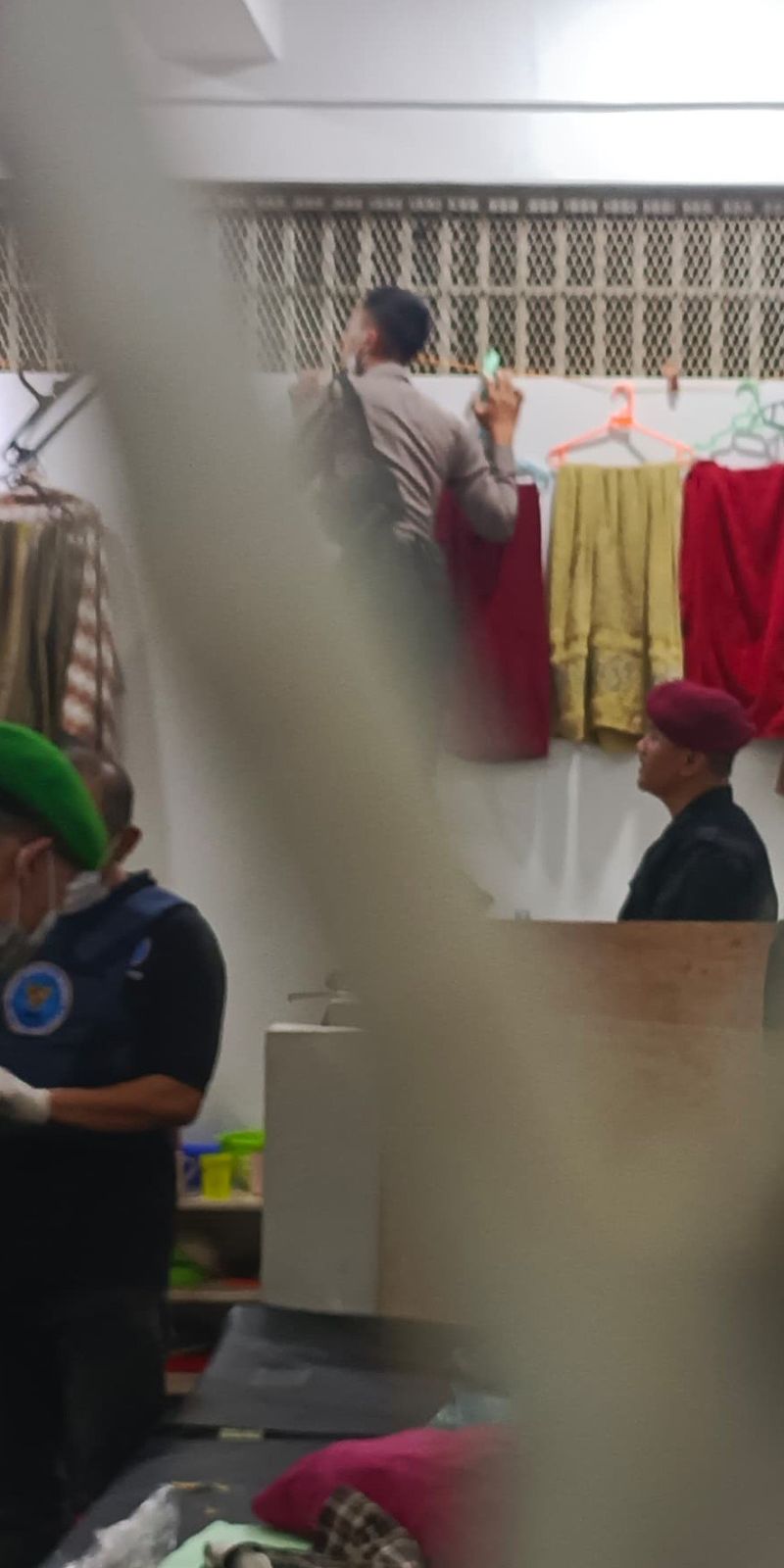 Lapas Cianjur dan petugas gabungan gelar razia serta tes urine warga binaan