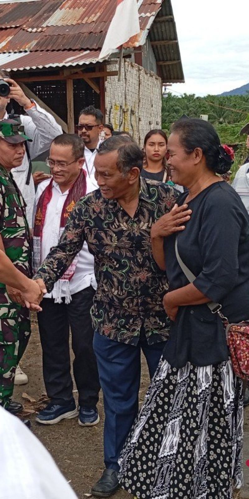 Wamen HAM tatap muka dengan warga Gurilla Pematangsiantar, hentikan intimidasi