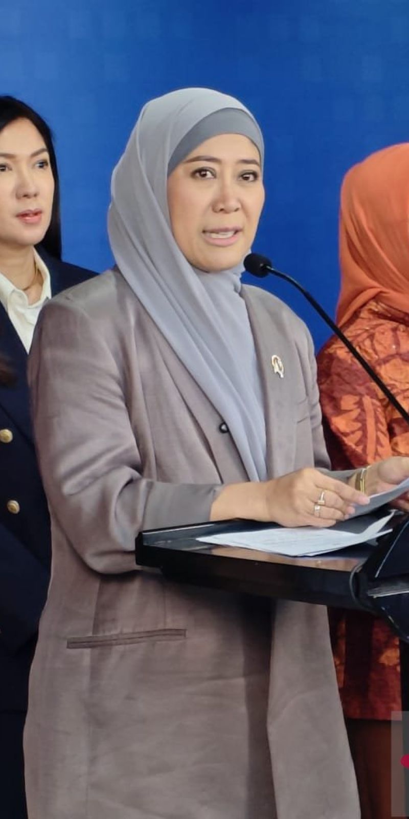 Indonesia Pushes for Global Regulations to Protect Children in the Artificial Intelligence Era