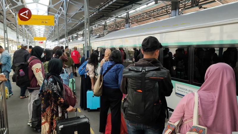 Sembilan hari libur Nataru, KAI Daop 6 layani 535 ribu penumpang