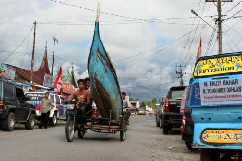 KAPAL NELAYAN