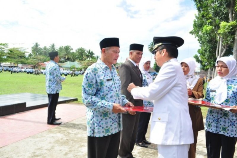 Pasaman Barat hentikan absen sidik jari ASN antisipasi COVID-19