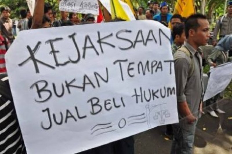 DEMO ANTI KORUPSI