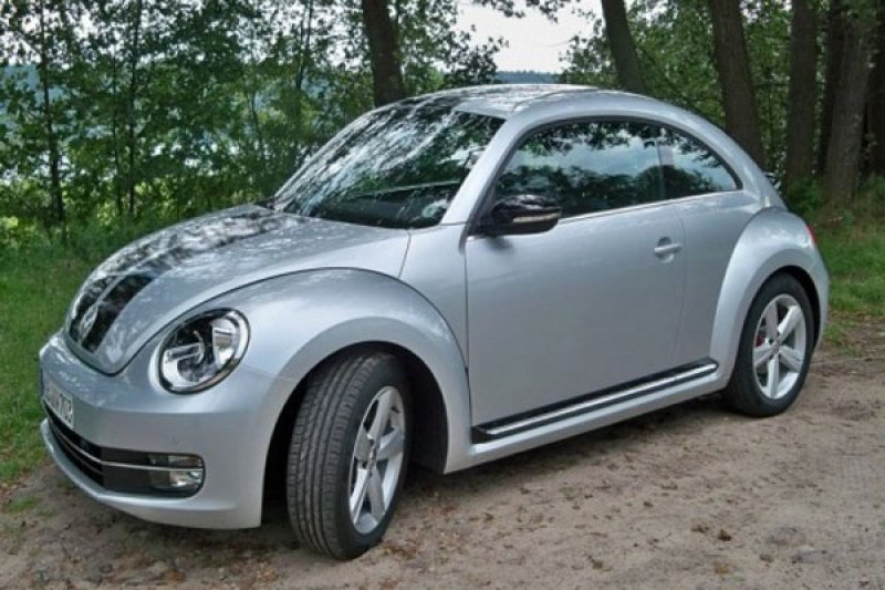 Volkswagen New Beetle 2013