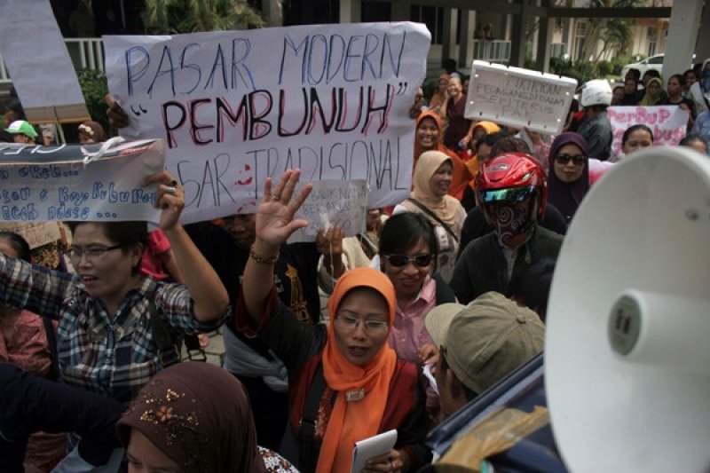 Demo Pedagang Pasar Tradisional