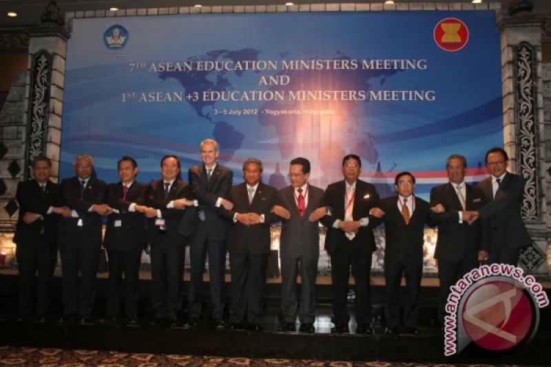 PERTEMUAN MENDIKNAS ASEAN