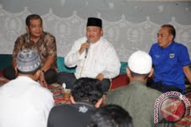 Buka bersama Gubernur dan Media