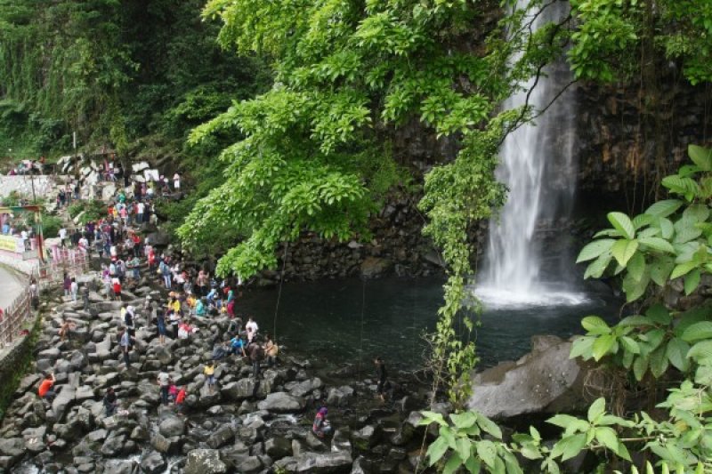 WISATA LEMBAH ANAI