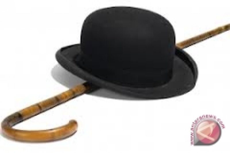 topi charlie chaplin