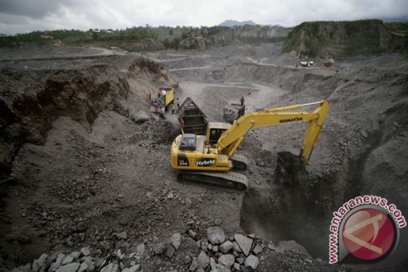 Penambangan pasir Merapi