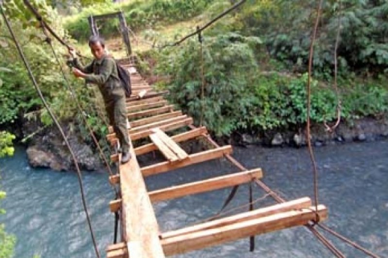 JEMBATAN SWADAYA MASYARAKAT