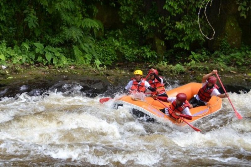 Federasi arung jeram Pesisir Selatan dukung wisata minat khusus