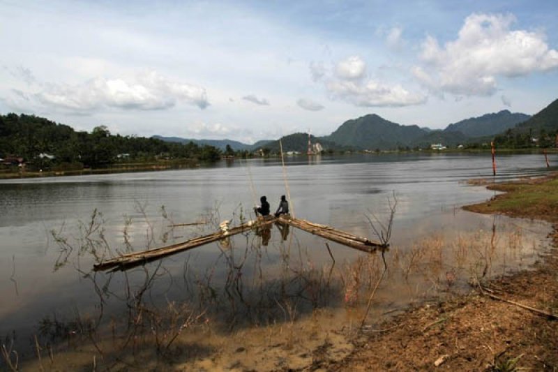 DANAU TARUSAN KAMANG