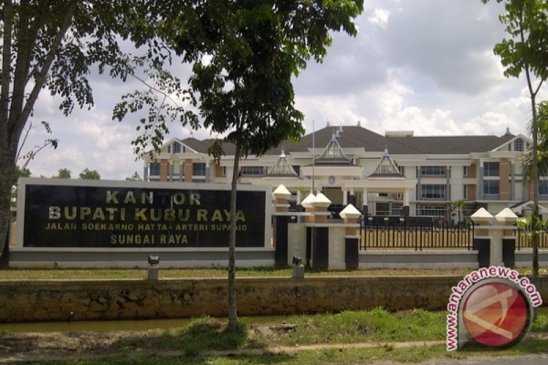 Kubu Raya Keluarkan SK Batik Khas Daerah - ANTARA News Kalimantan Barat