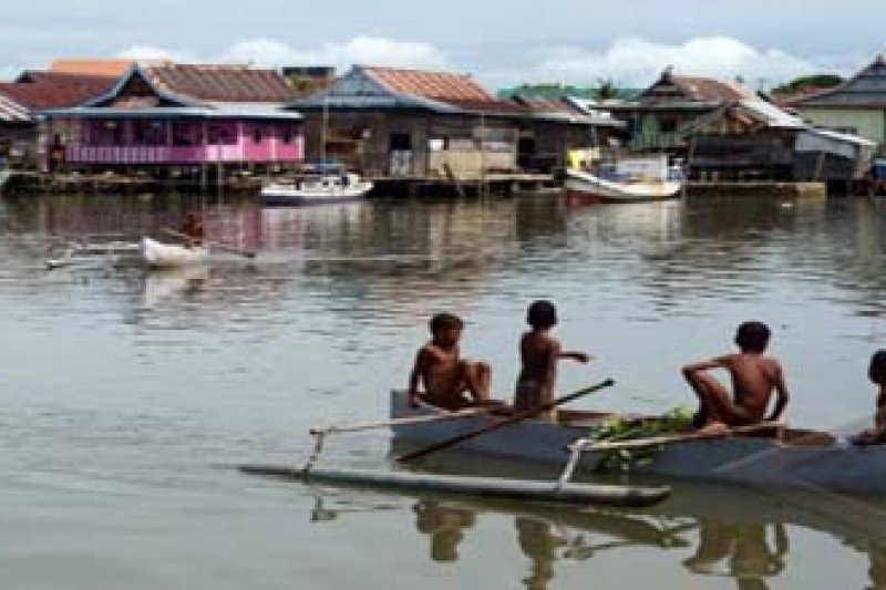 PERKAMPUNGAN SUKU BAJO