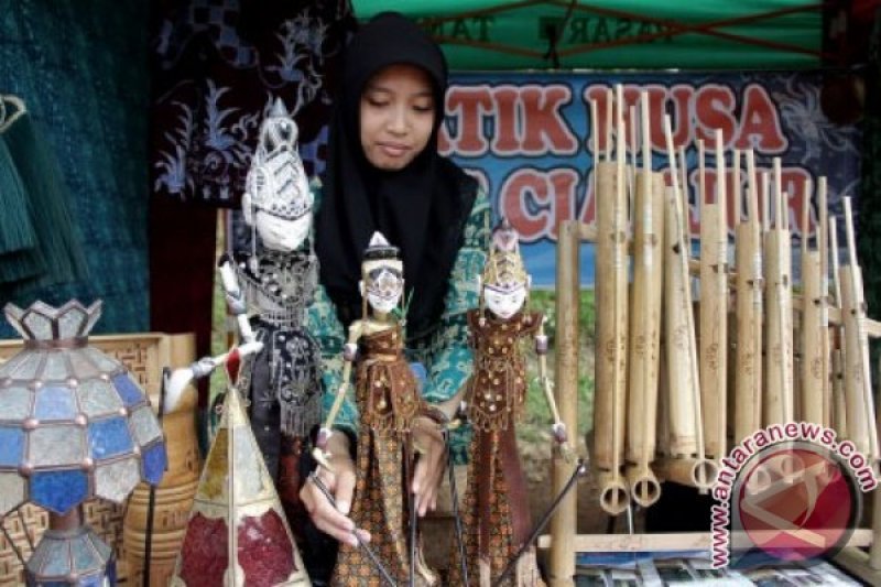 Pemkab Cianjur dorong UMKM terus berinovasi secara daring