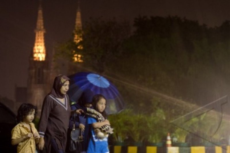 TARAWIH PERTAMA