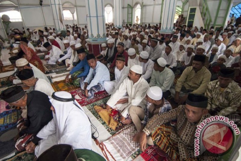 Tiga desa muslim di Ambon gelar shalat Idul Fitri lebih awal