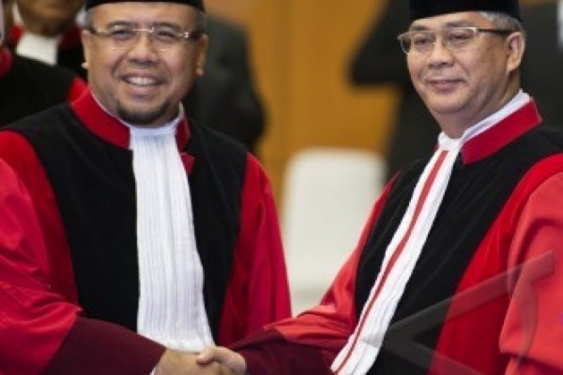 SUMPAH JABATAN KETUA MK