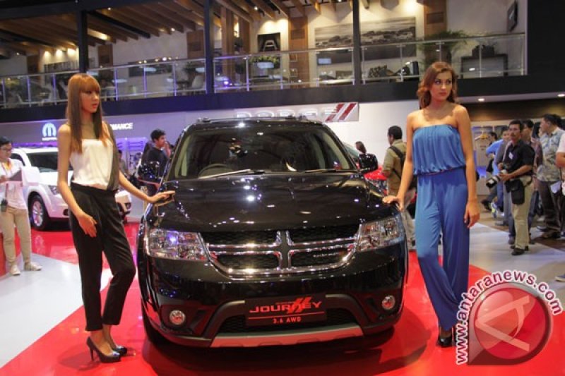 Peluncuran Dodge Journey 3.6L AWD di IIMS 2013