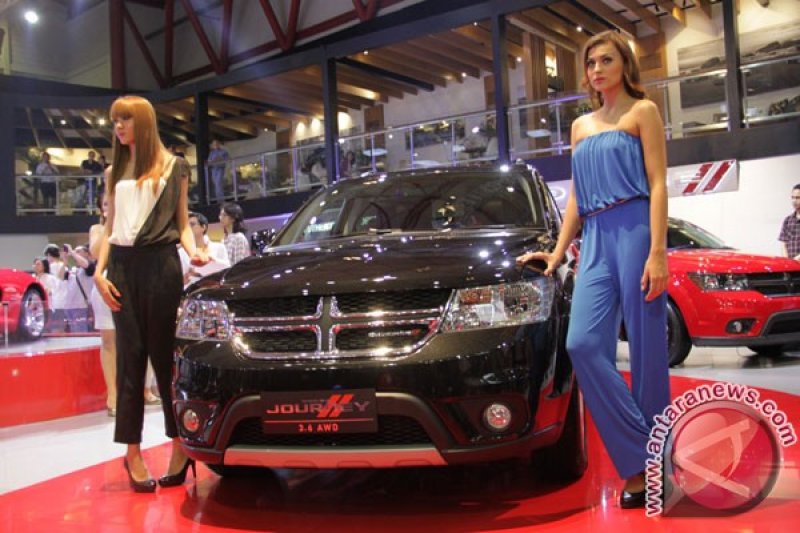 Peluncuran Dodge Journey 3.6L AWD di IIMS 2013