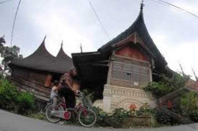 Sembilan rumah minangkabau negeri Warisan budaya