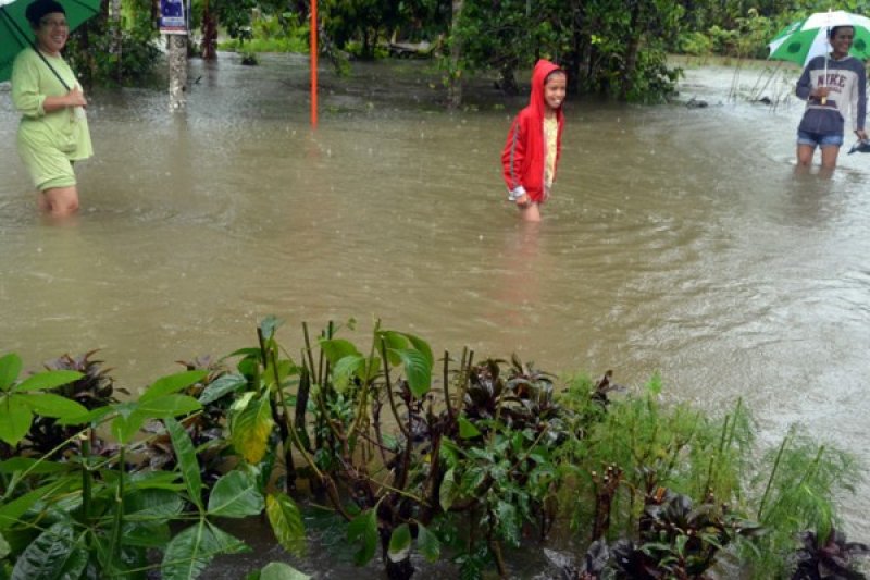 BANJIR PARIAMAN