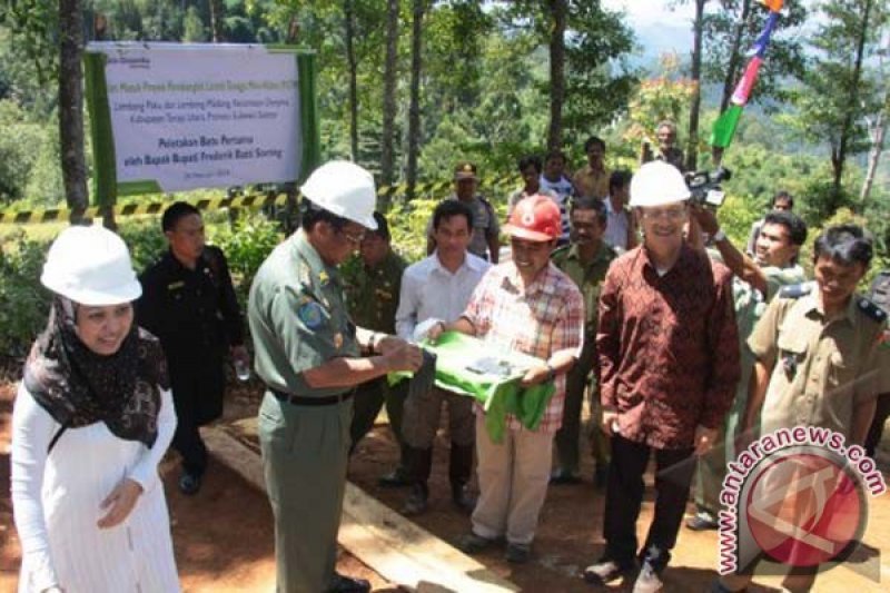 PEMBANGUNAN AKSES JALAN