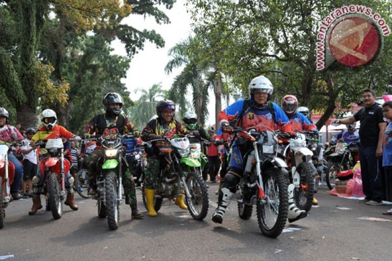 Komunitas Motor Trail 'Sedulur Sejalur"
