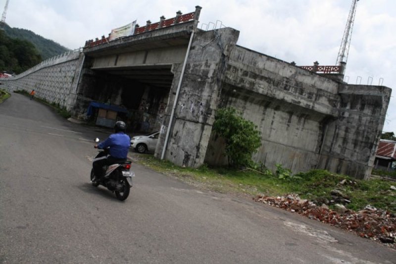 FLY OVER PADANG PANJANG