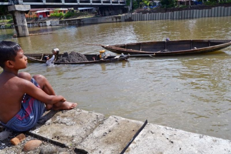 PENAMBANG PASIR MUARA SUNUA