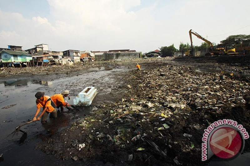 Relokasi Makam Kampung Apung