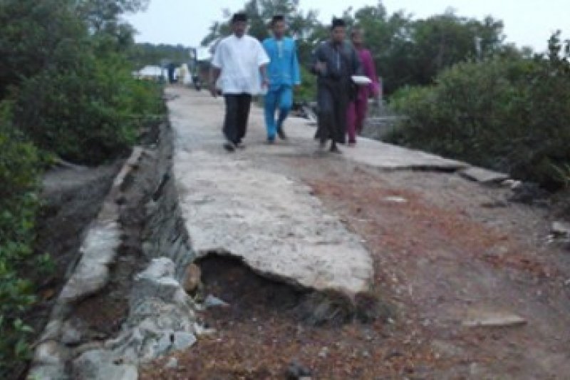 Rusak Akibat Air Pasang/Rusdianto