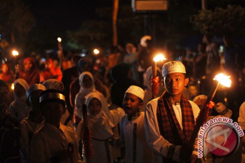 Pawai Telong-telong