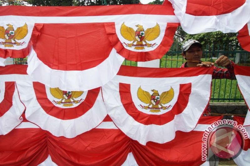 Penjualan Bendera Meningkat