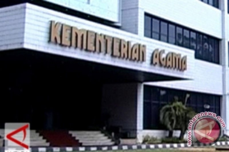 Kemenag mempertimbangkan argumentasi pelarangan cadar UIN Yogyakarta