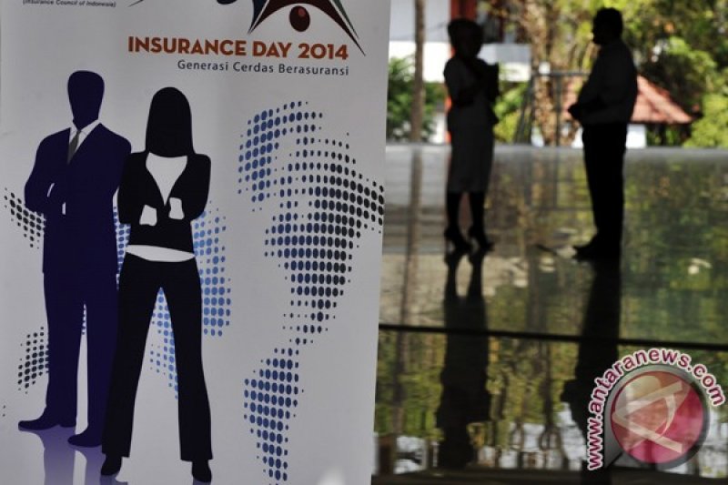 INSURANCE DAY 2014